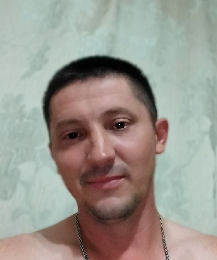  ,   Dima, 37 ,   ,   