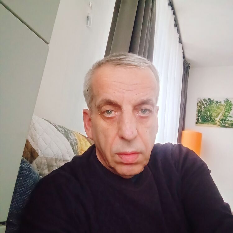  49246110  , 61 ,    