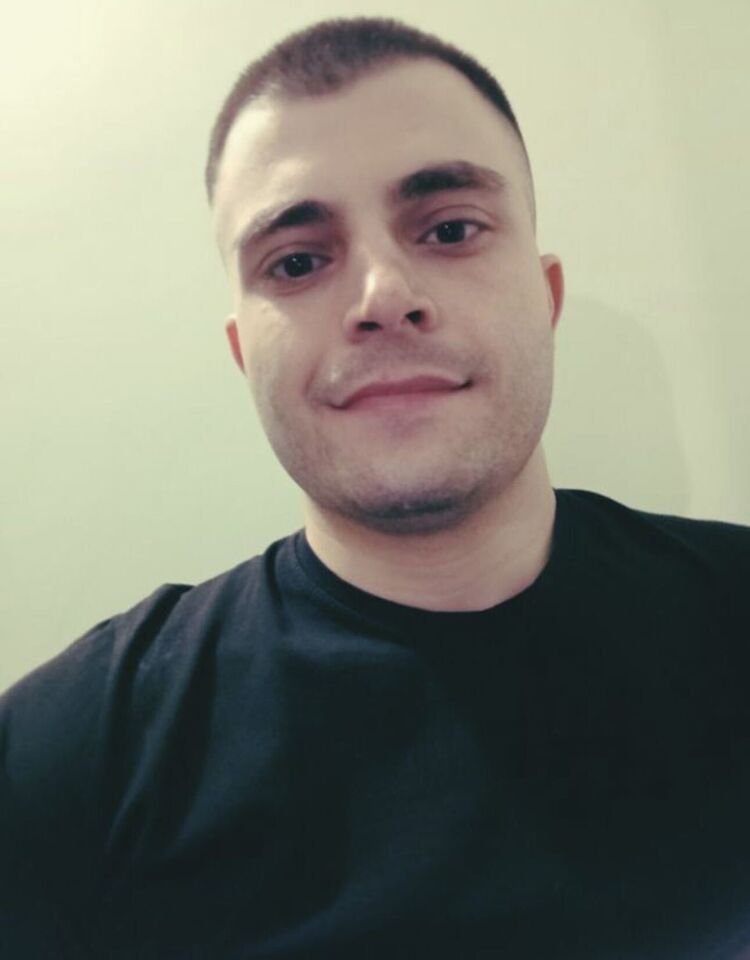  51663660  , 39 ,    