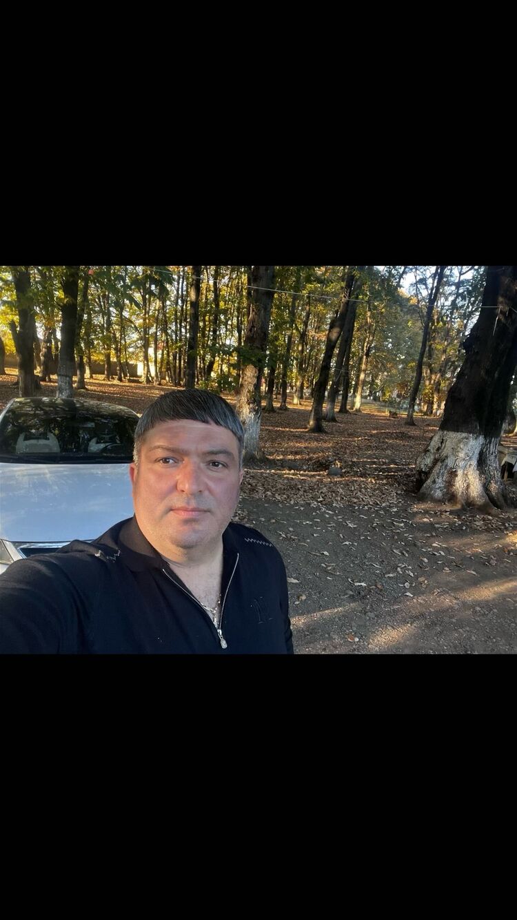  45612400  Mehman, 44 ,    