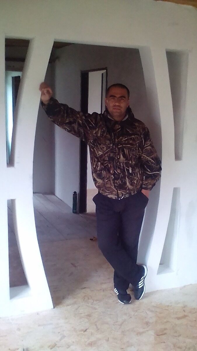  10172490  Zahid, 45 ,    -