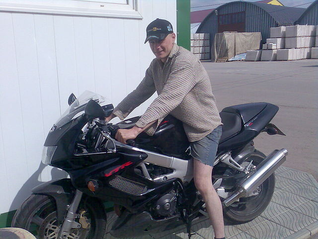  ,   Kolya, 41 ,   