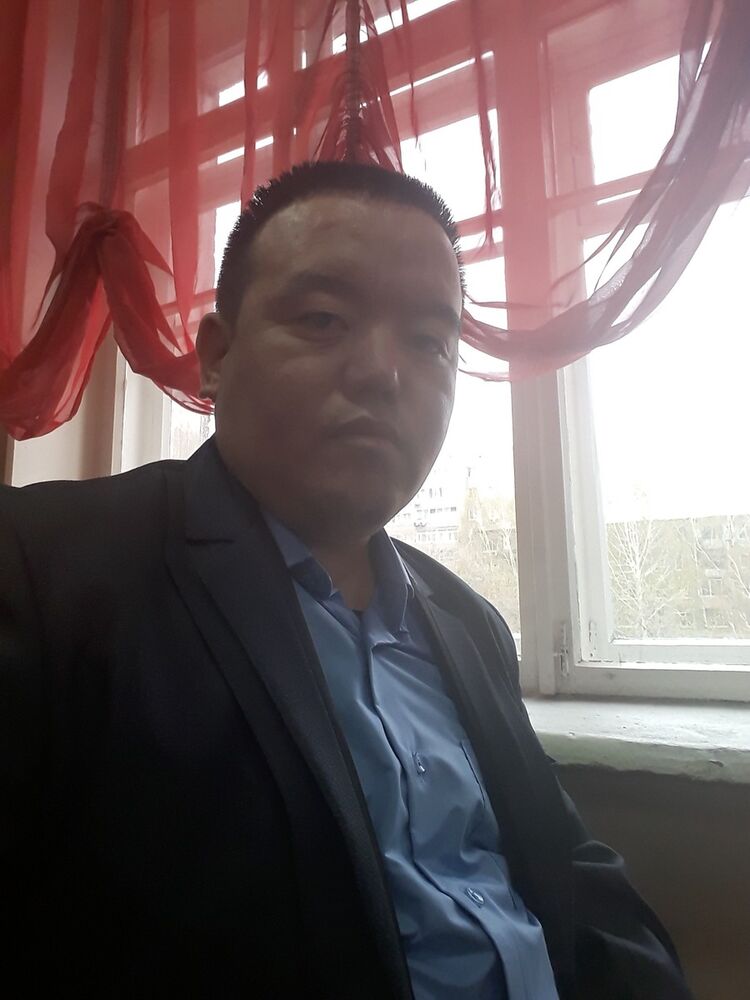  -,   Dauren, 39 ,   