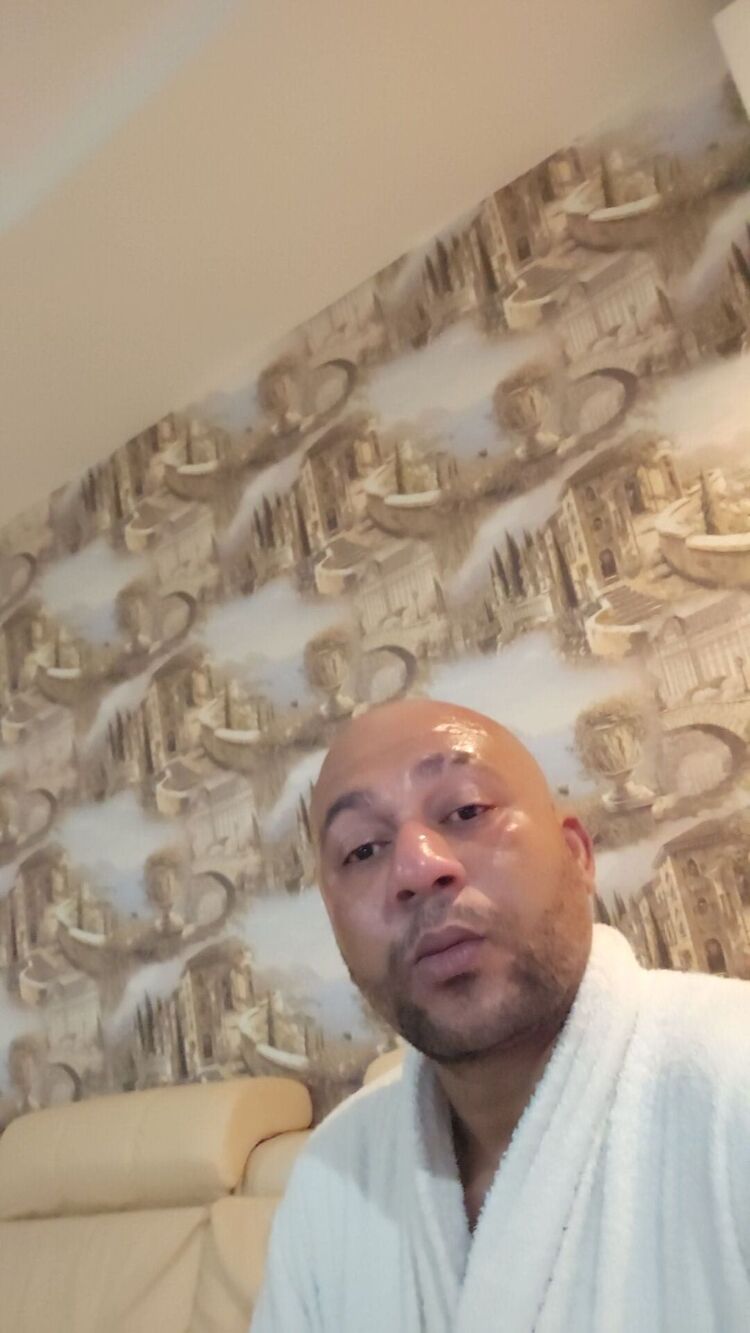  ,   Michael, 29 ,   ,   