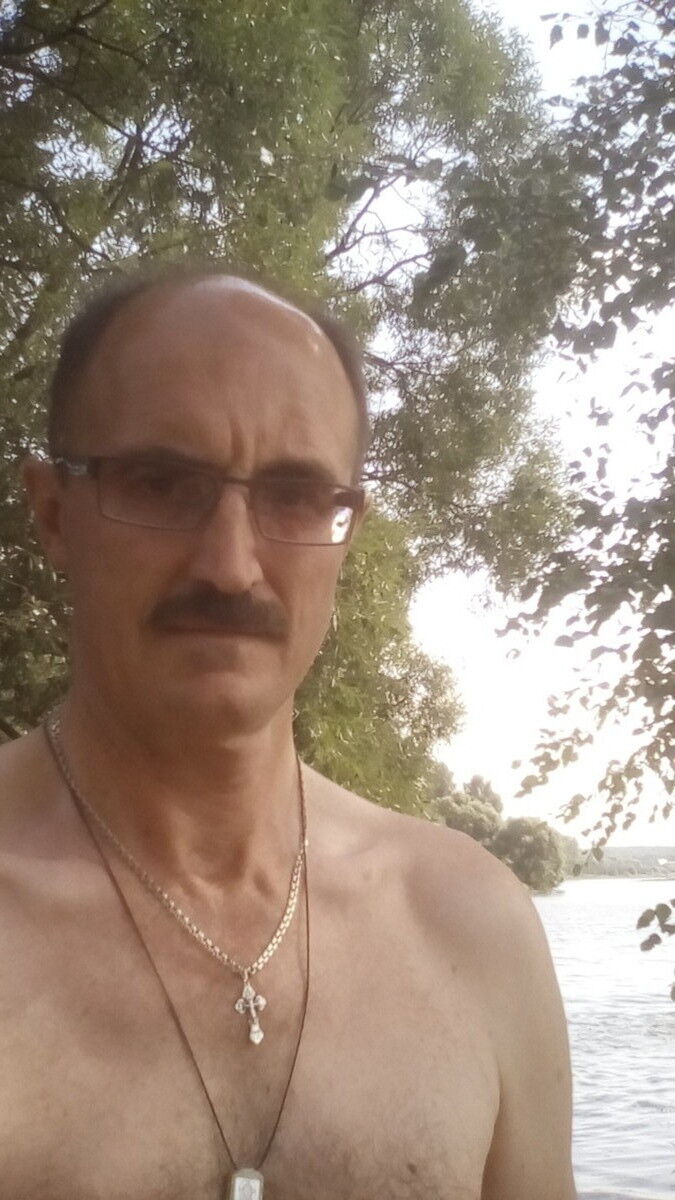  13046470  Lanselot, 59 ,    