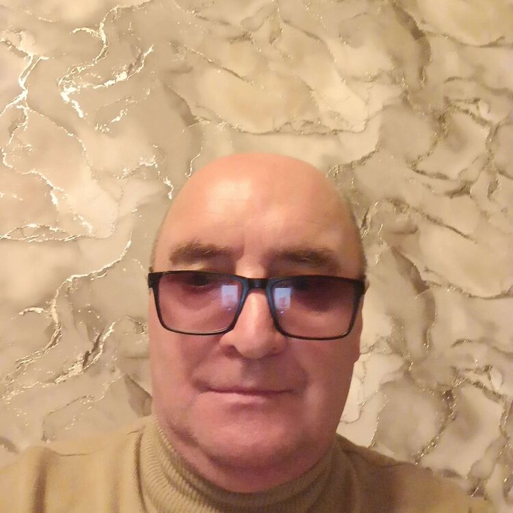  38212940  , 49 ,    