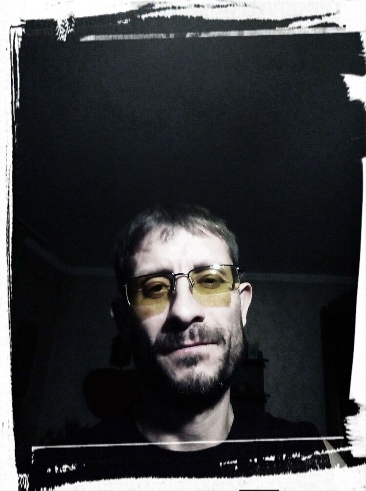  38123570  , 43 ,    -