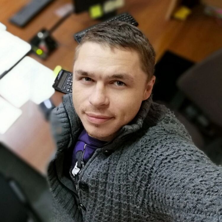 48687650  , 34 ,    