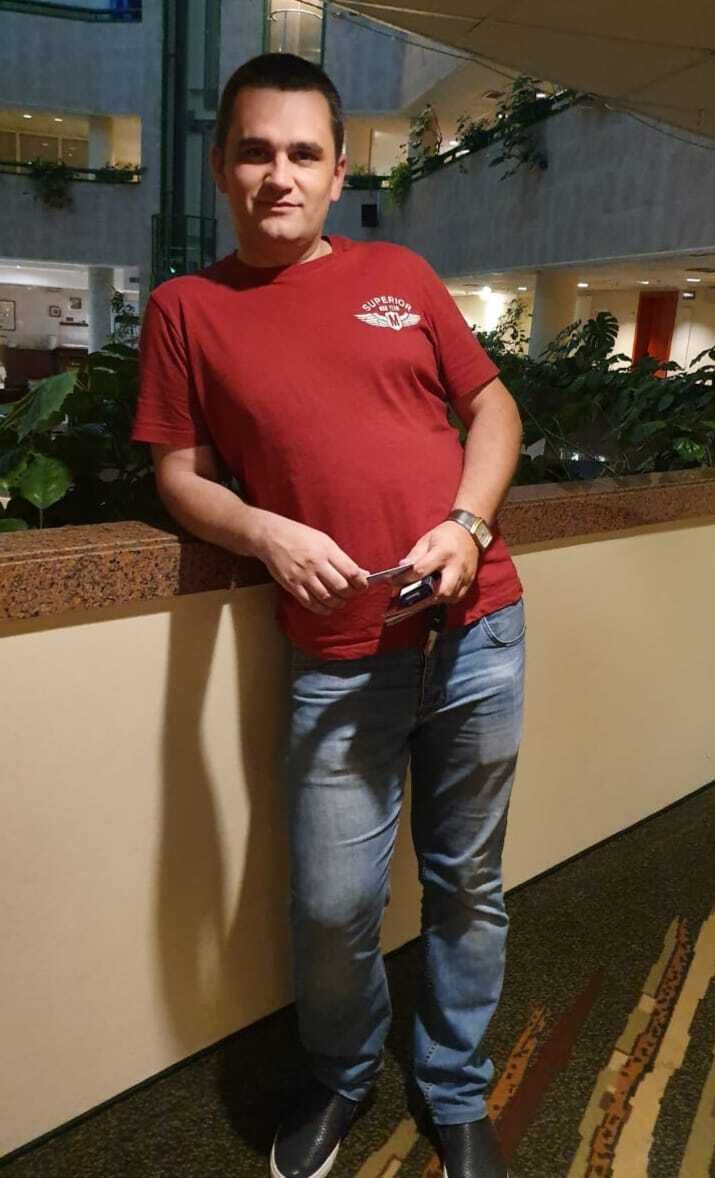  52925690  , 42 ,    