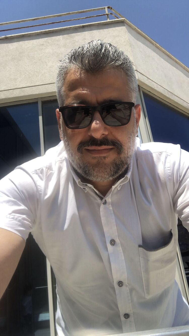  ,   Kais, 40 ,   c 