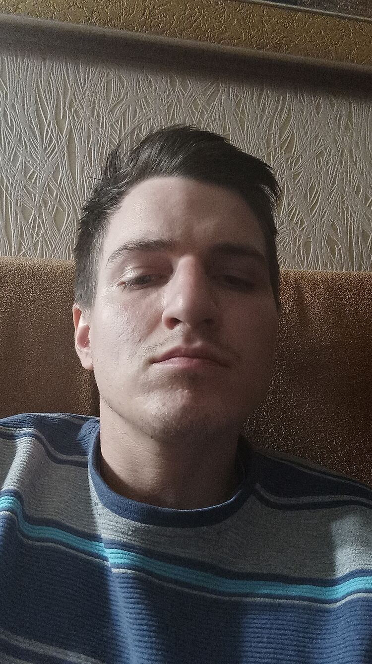  47220620  Artem, 30 ,    