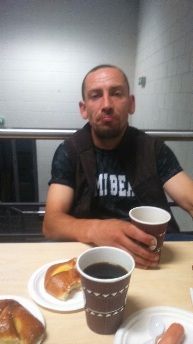  6446840  Valeri, 47 ,    