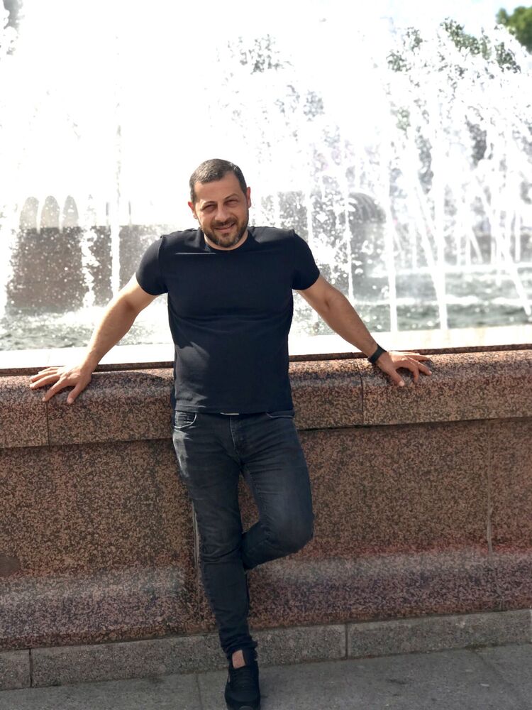 ���� 42421530 ������� Robert, 42 ����, ���� ���������� � �����-����������