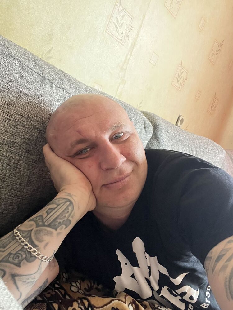  28079040  , 38 ,    