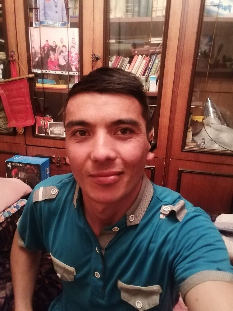  43742510  Akbarov, 30 ,    