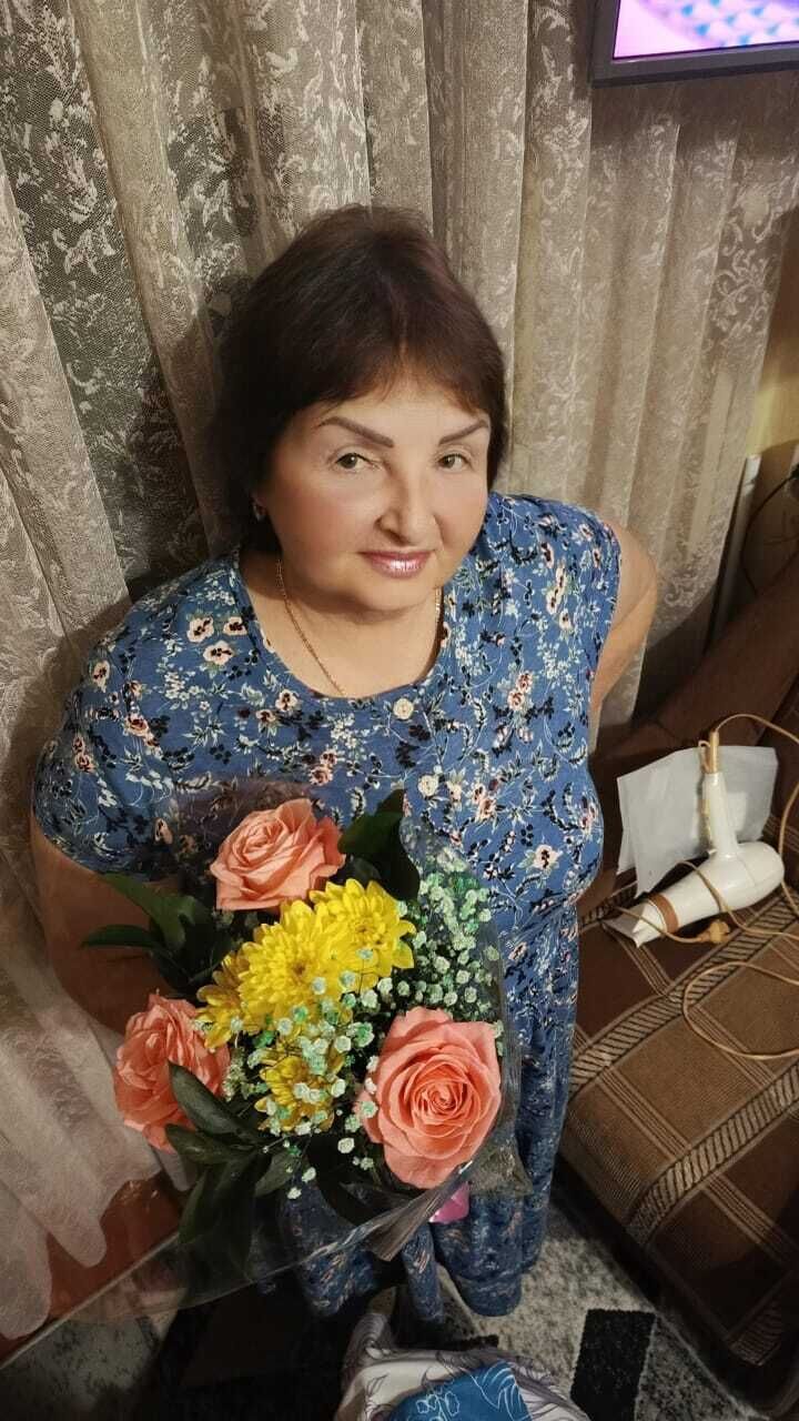  47178490  Vera, 61 ,    
