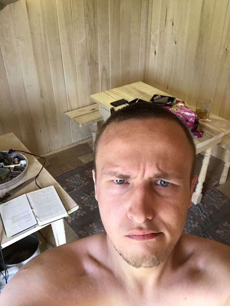  37561880  , 30 ,    