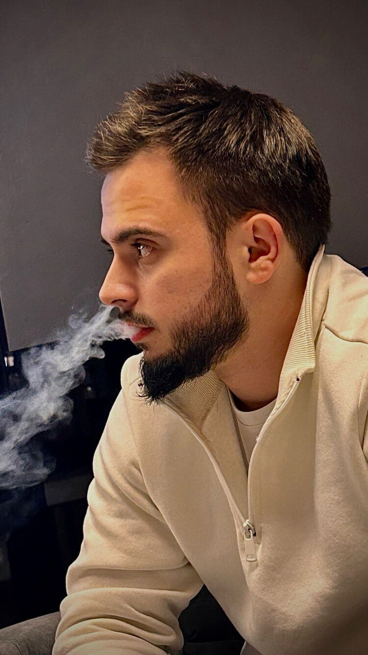 ���� 40249540 ����� ������, 22 ����, ���� ���������� � ����