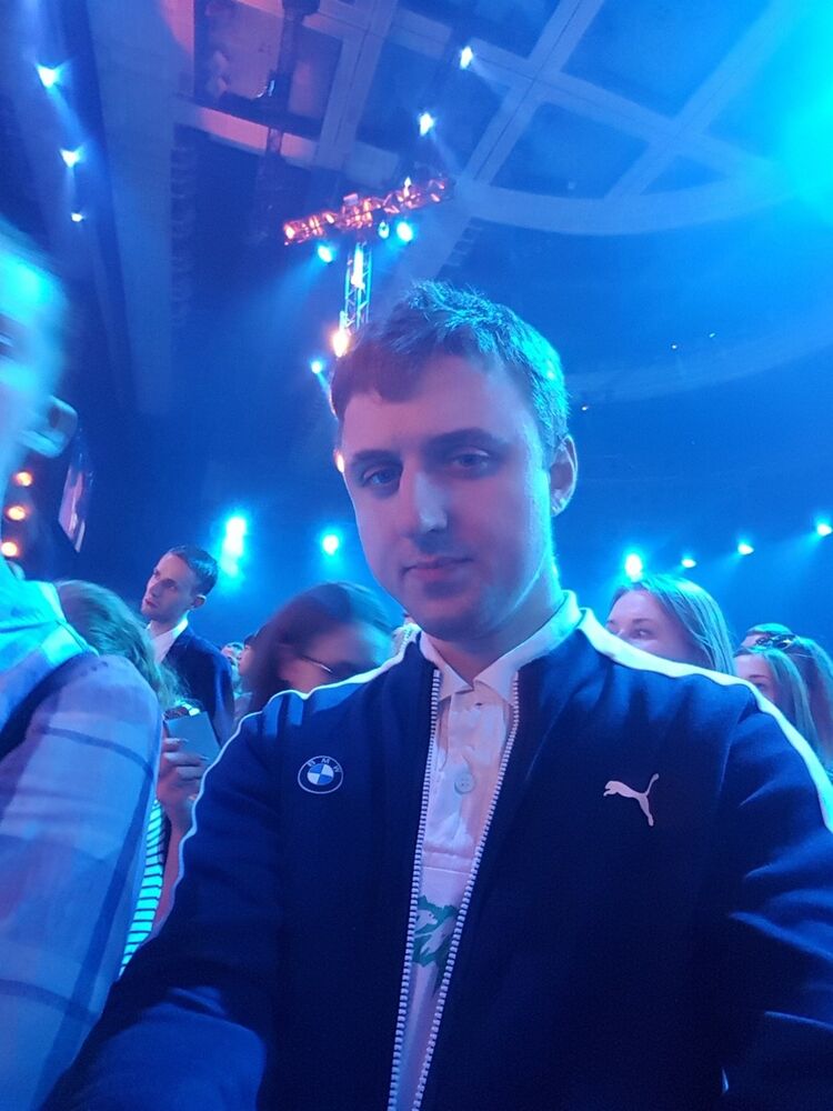  ,   Vladimir, 37 ,   ,   , c 