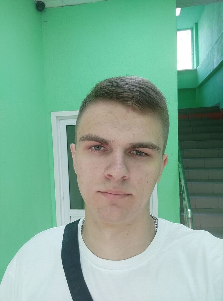 33704070  , 21 ,    