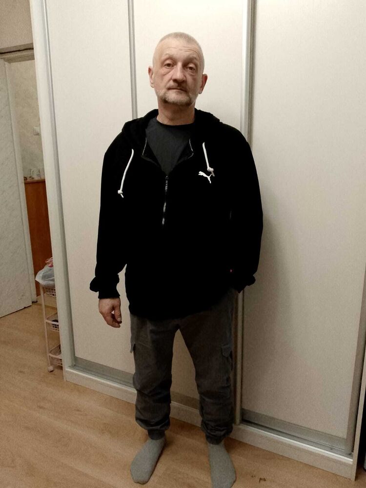  53943690  , 52 ,    