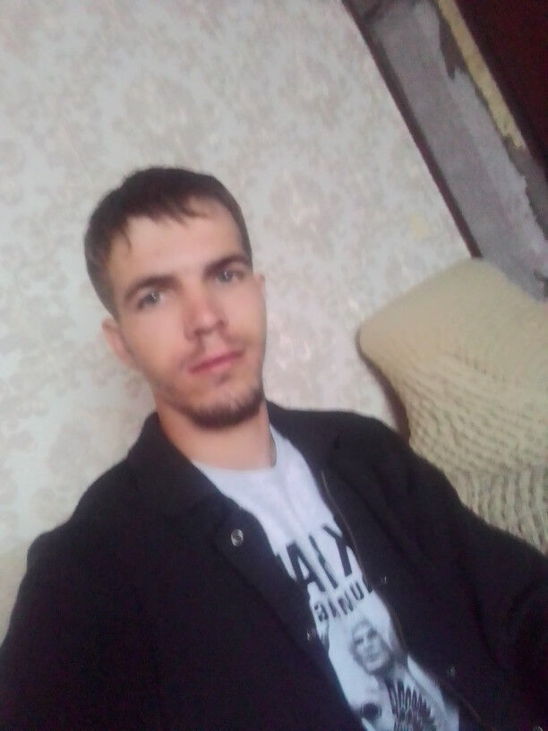  17712000  Ivan, 31 ,    