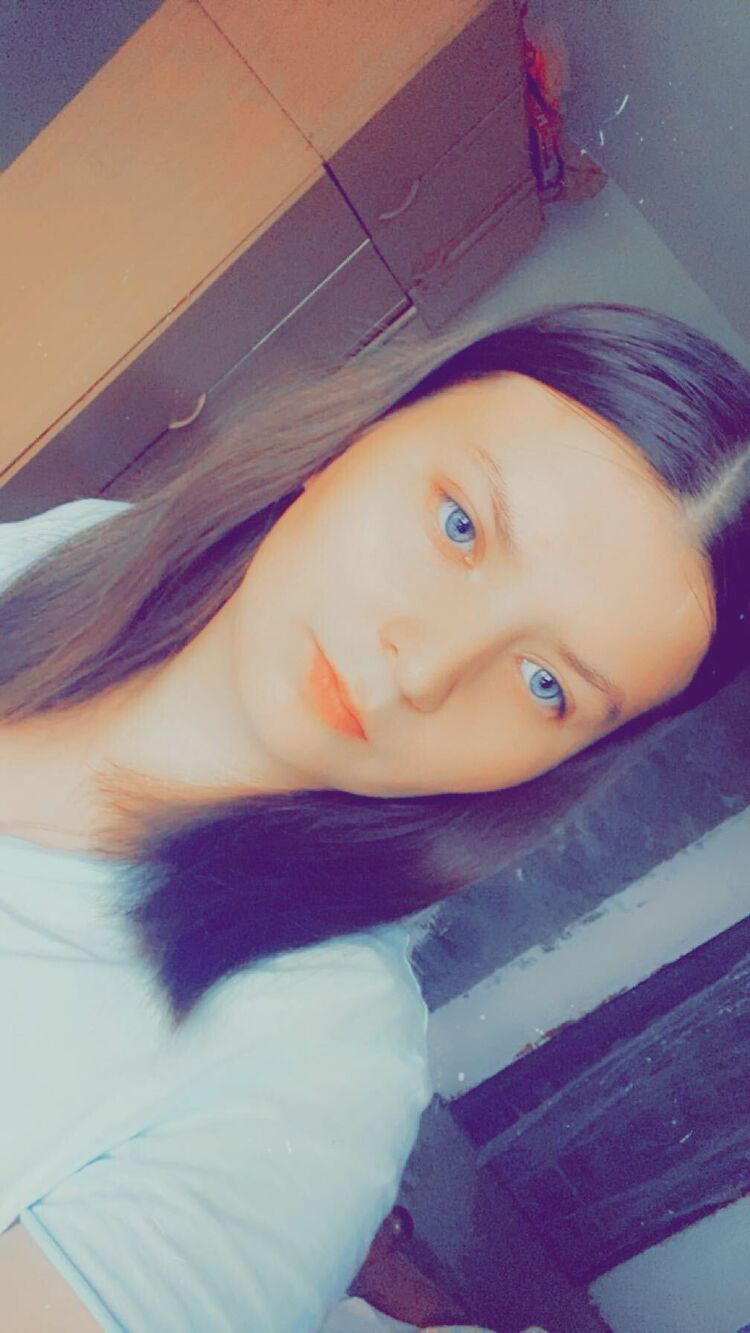  47734970  Iryna, 19 ,    