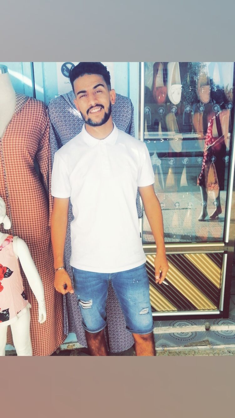  ,   Zaki, 28 ,   ,   