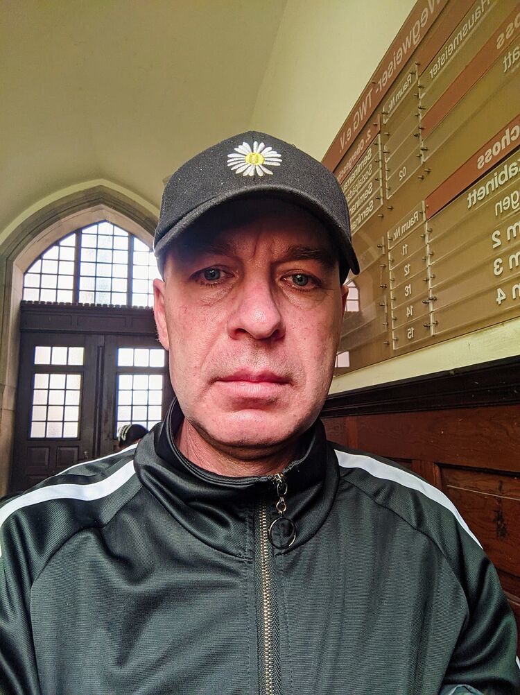  Gera,   Niko, 50 ,     , c 
