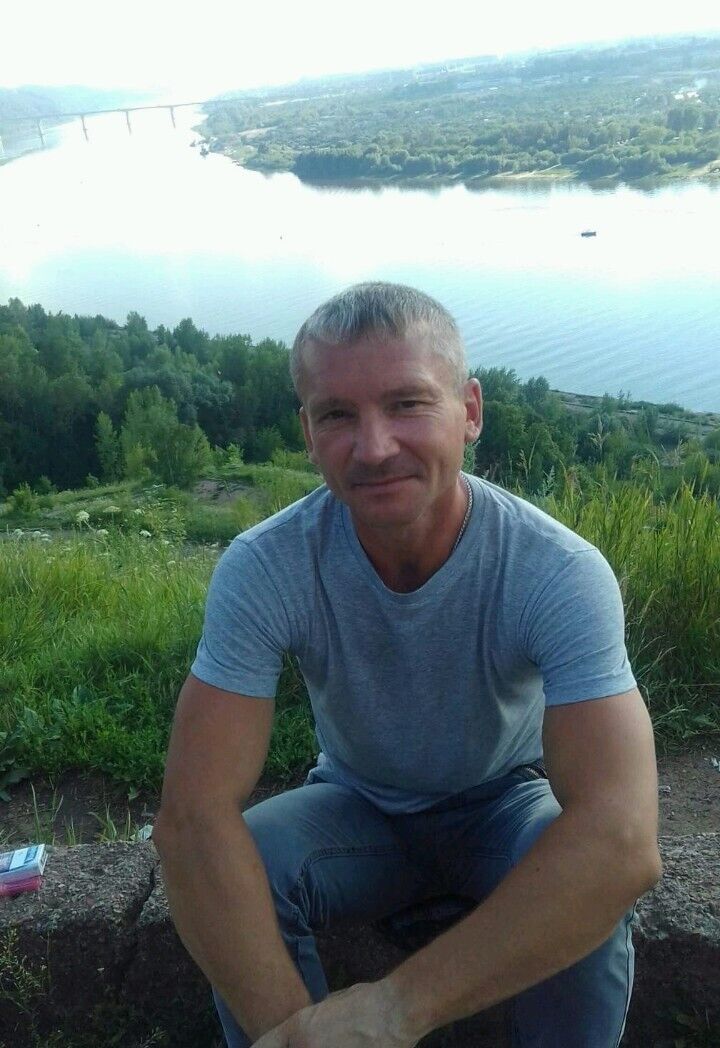  41956430  Andrey, 48 ,    