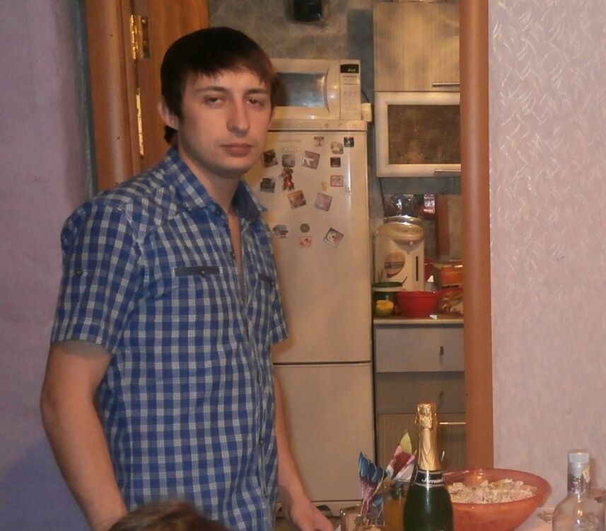  4319480  89233109047, 37 ,    