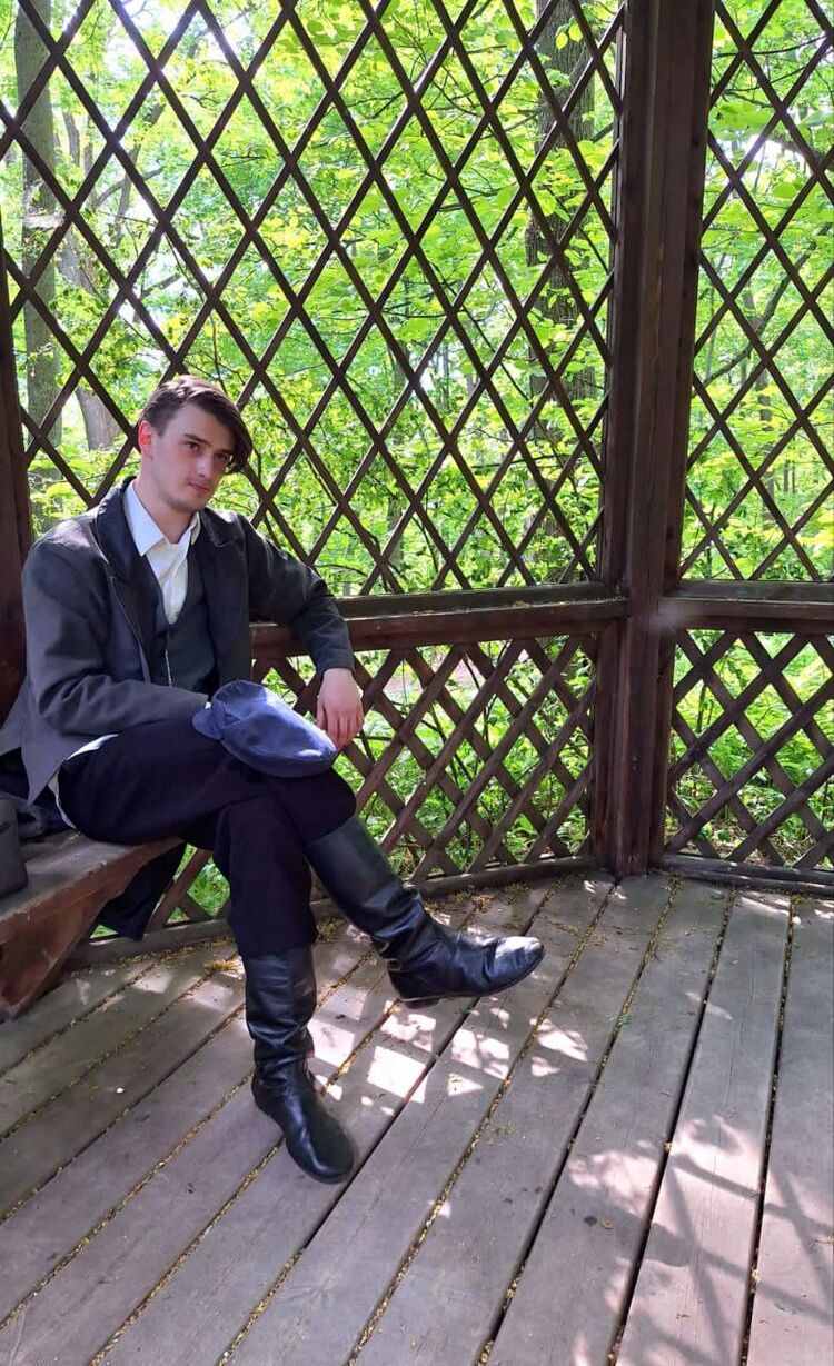 ���� 51829210 ����� Anton, 21 ���, ���� ���������� � ��������