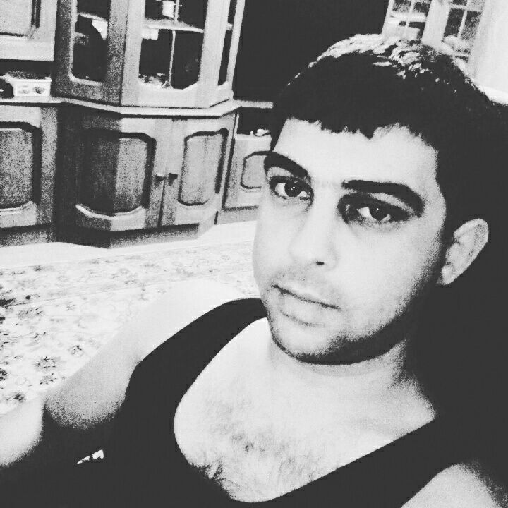  49182400  Nurlan, 37 ,    