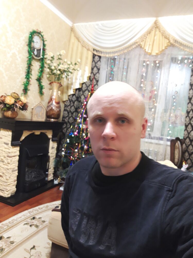 31796230  Andrey, 36 ,    