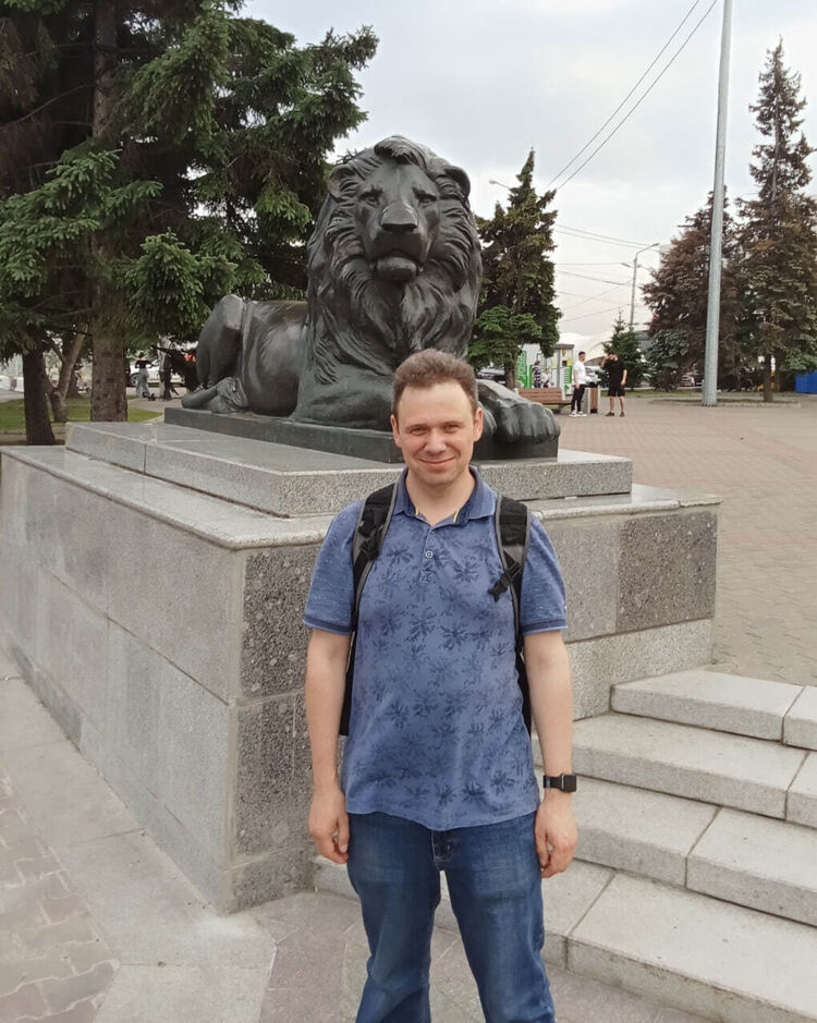  ,   Mikhail, 36 ,   ,   , c 