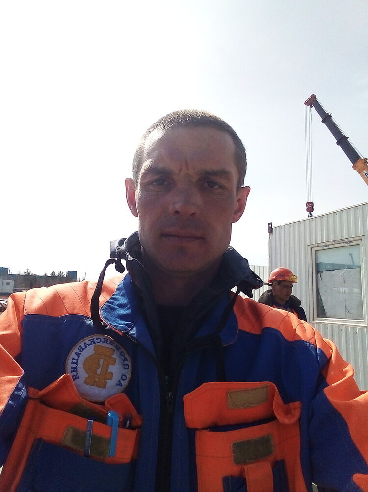  21603190  , 43 ,    