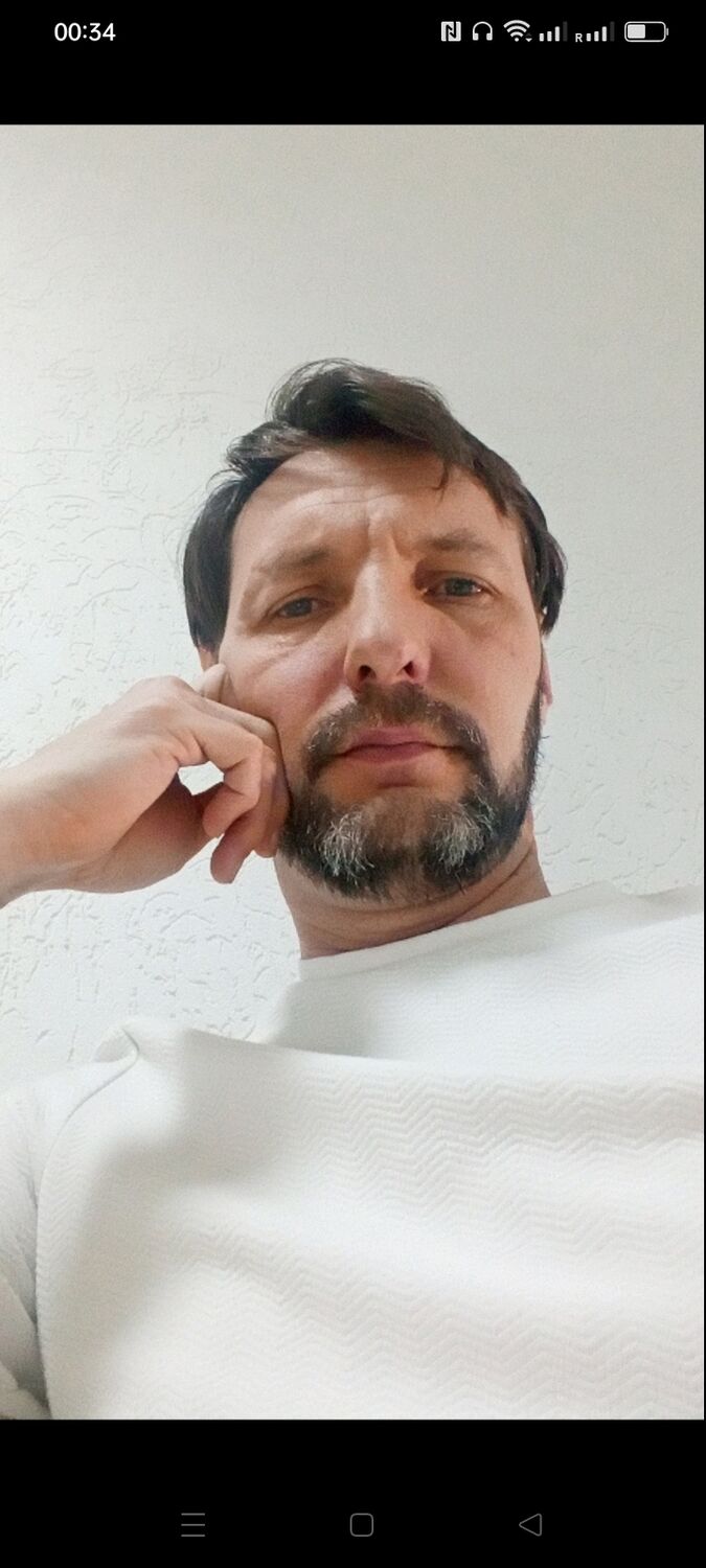  53180450  Ruslan, 47 ,    