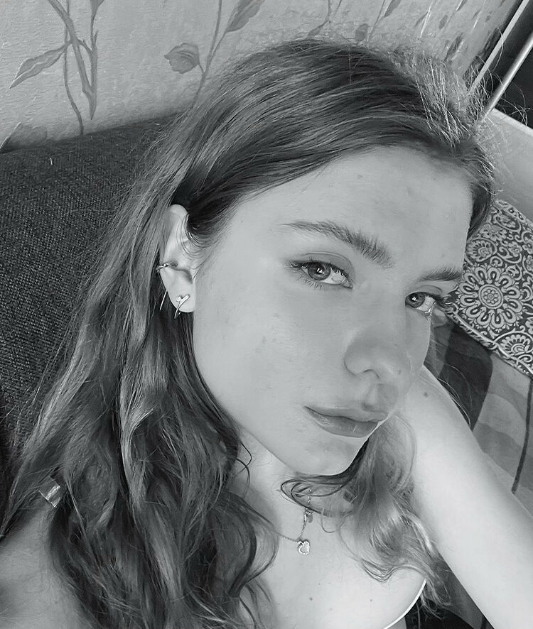  -,   , 21 ,  