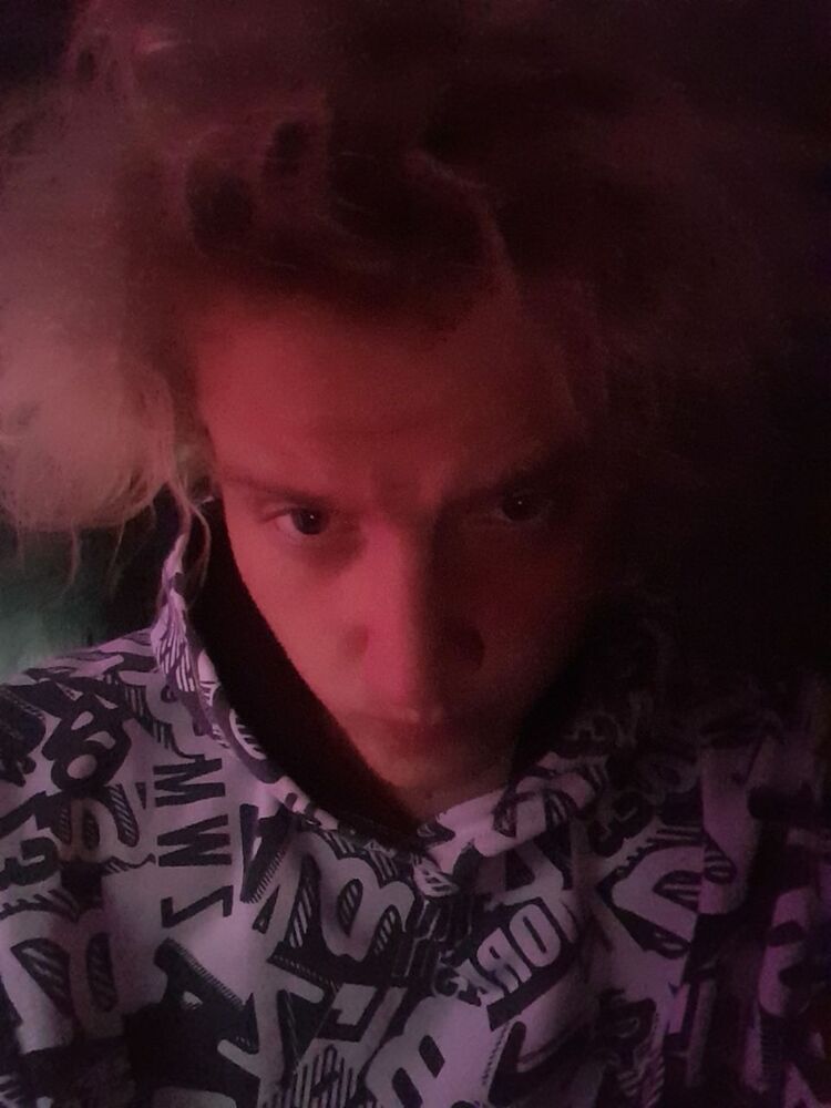 ���� 23719890 ����� Raze, 24 ����, ���� ���������� � �����