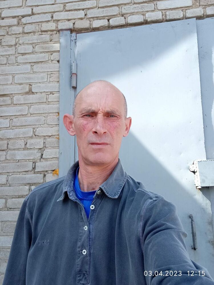  39439530  , 51 ,    
