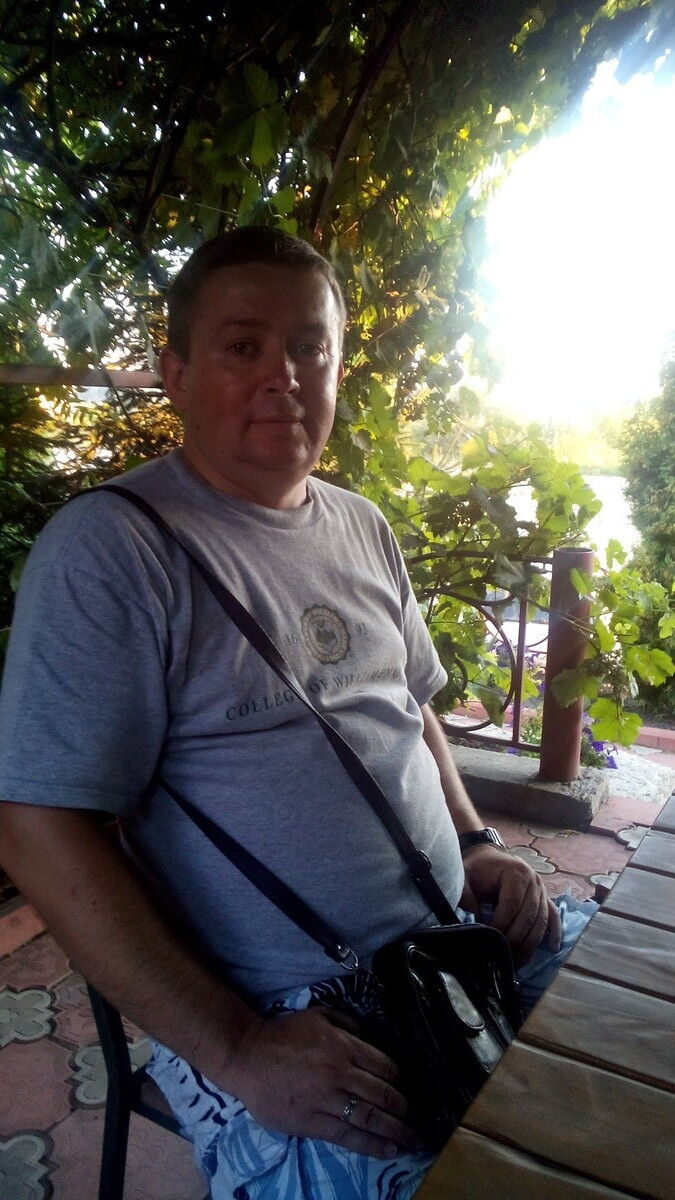  7842220  Alexander, 50 ,    