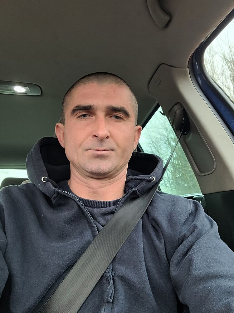  37783060  Valentin, 41 ,    Bielany Wroclawskie