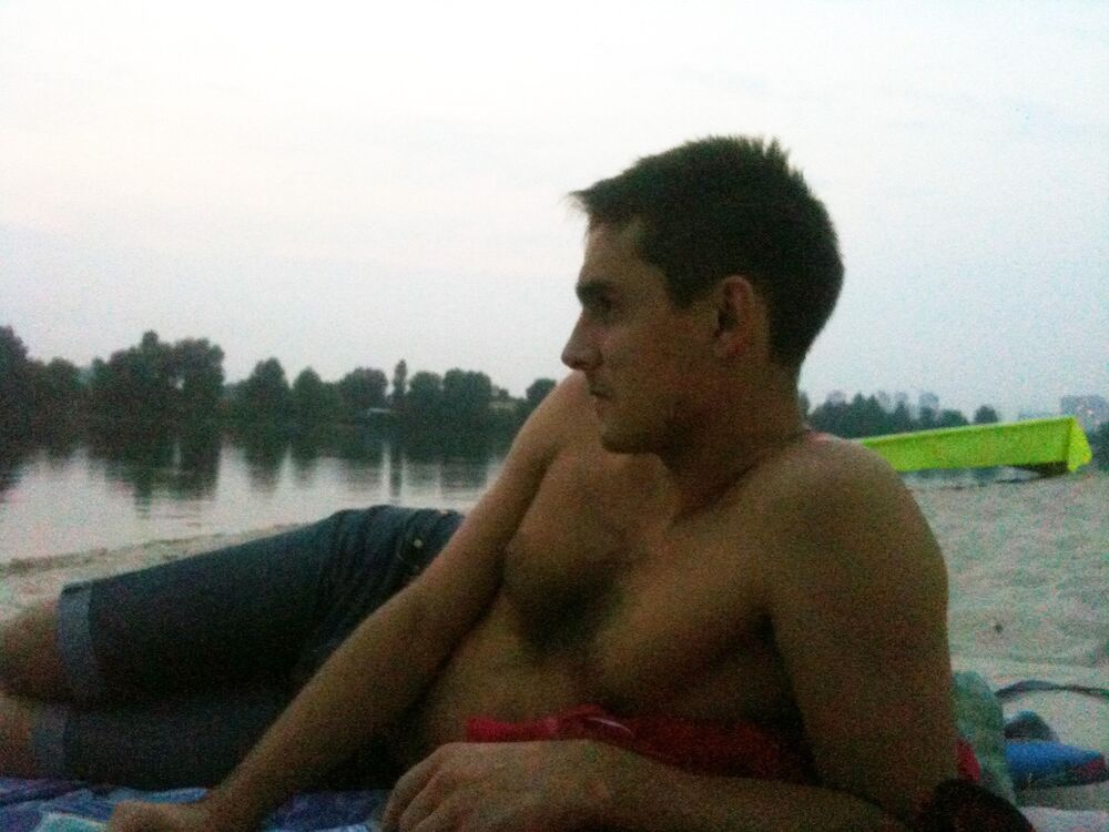  ,   Dimon, 37 ,   