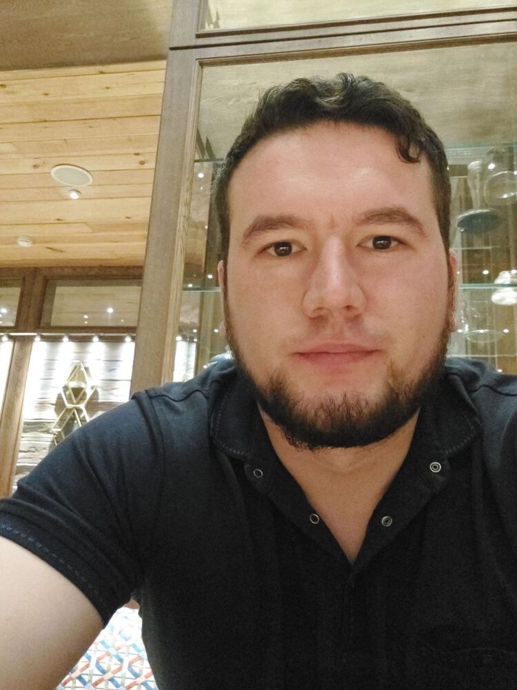  51151140  Borya, 32 ,    