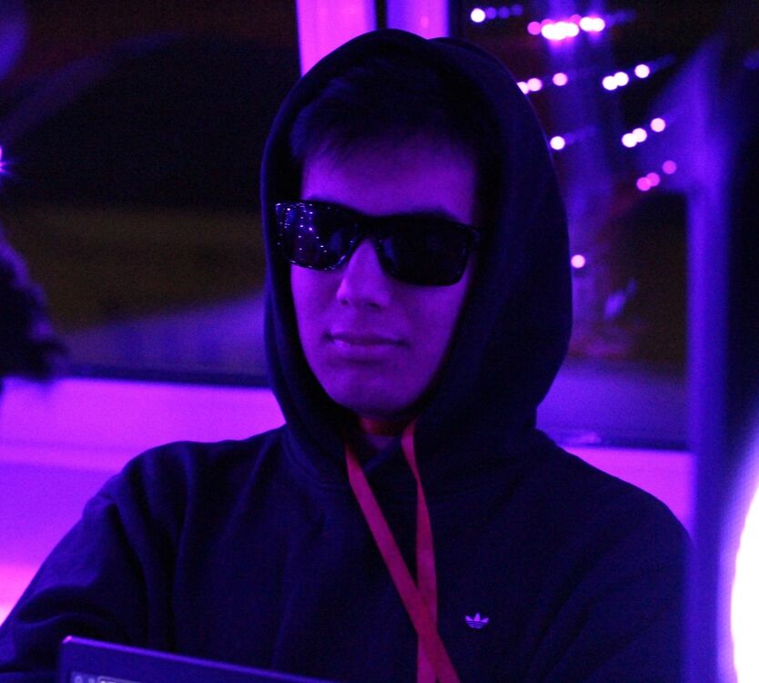 ���� 31760400 ����� �������, 22 ����, ���� ���������� � ����������