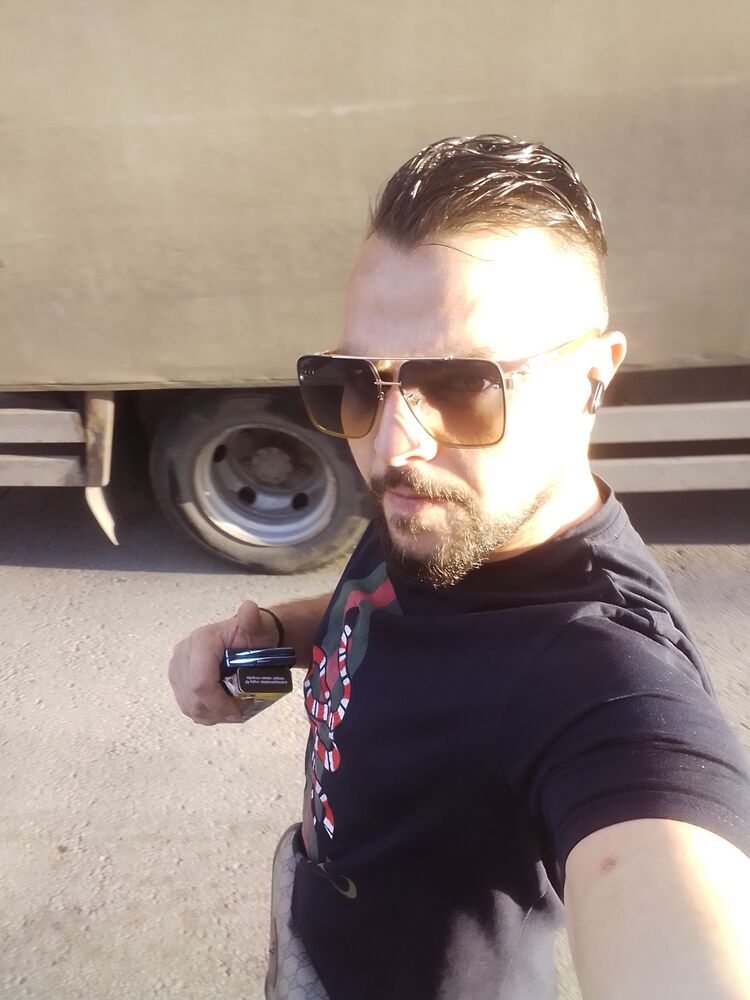  45266550  Yasinturk, 37 ,    