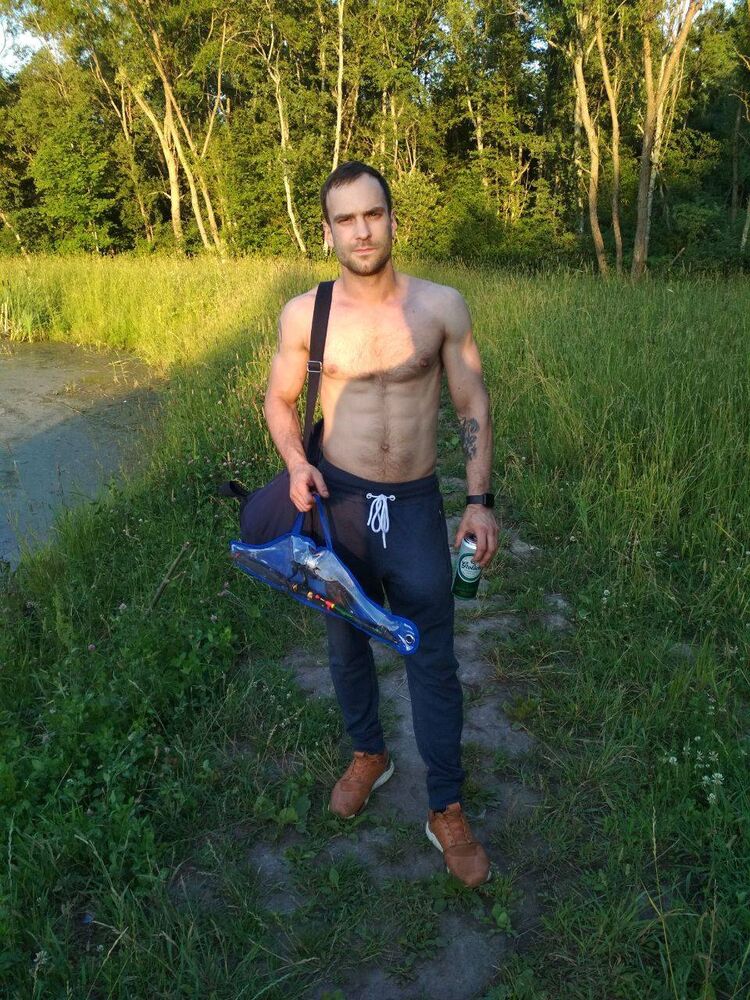  33775500  Go home, 32 ,    