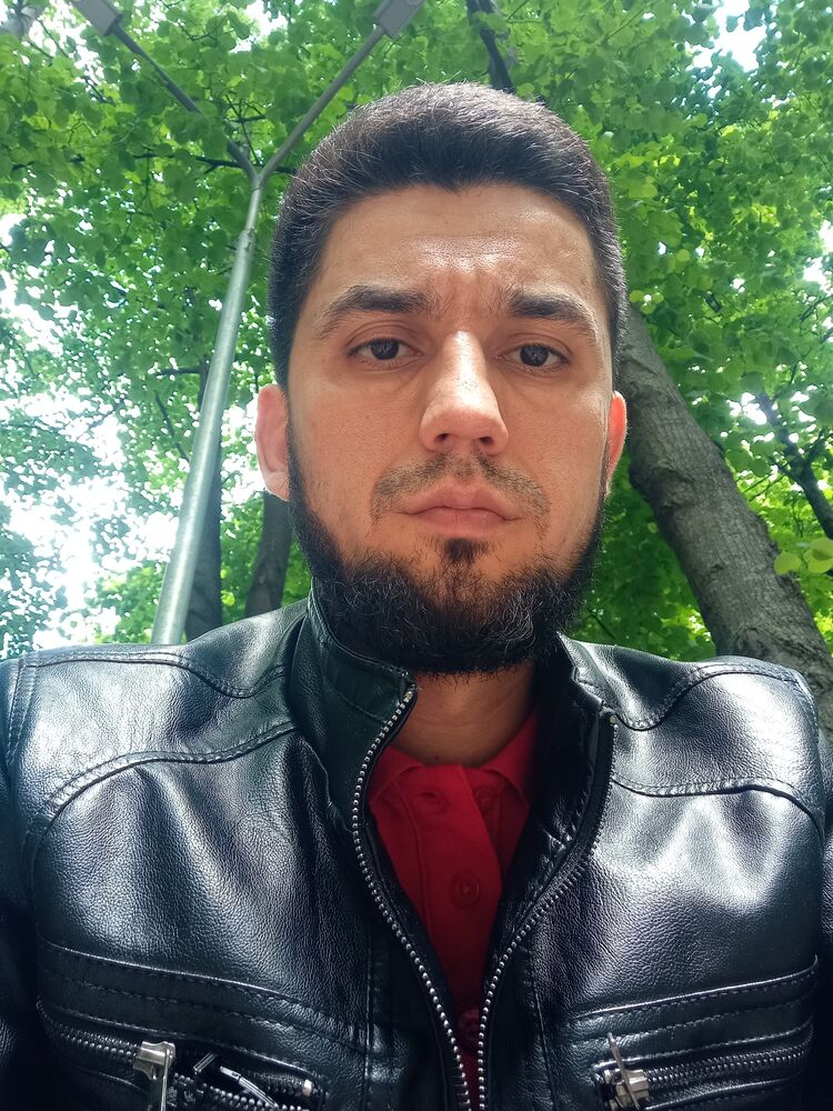  27634950  Uchqunbek, 35 ,    