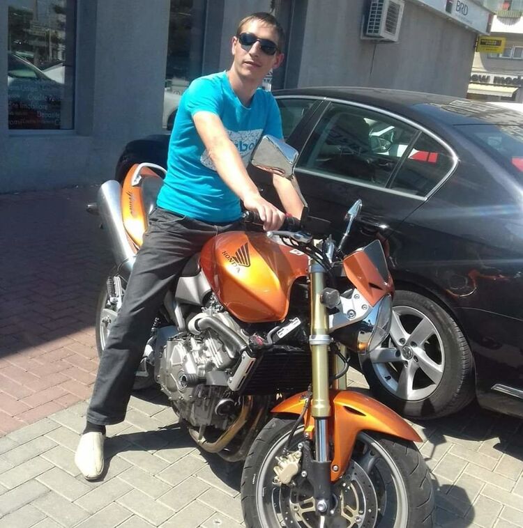  19811510  Igor, 37 ,    
