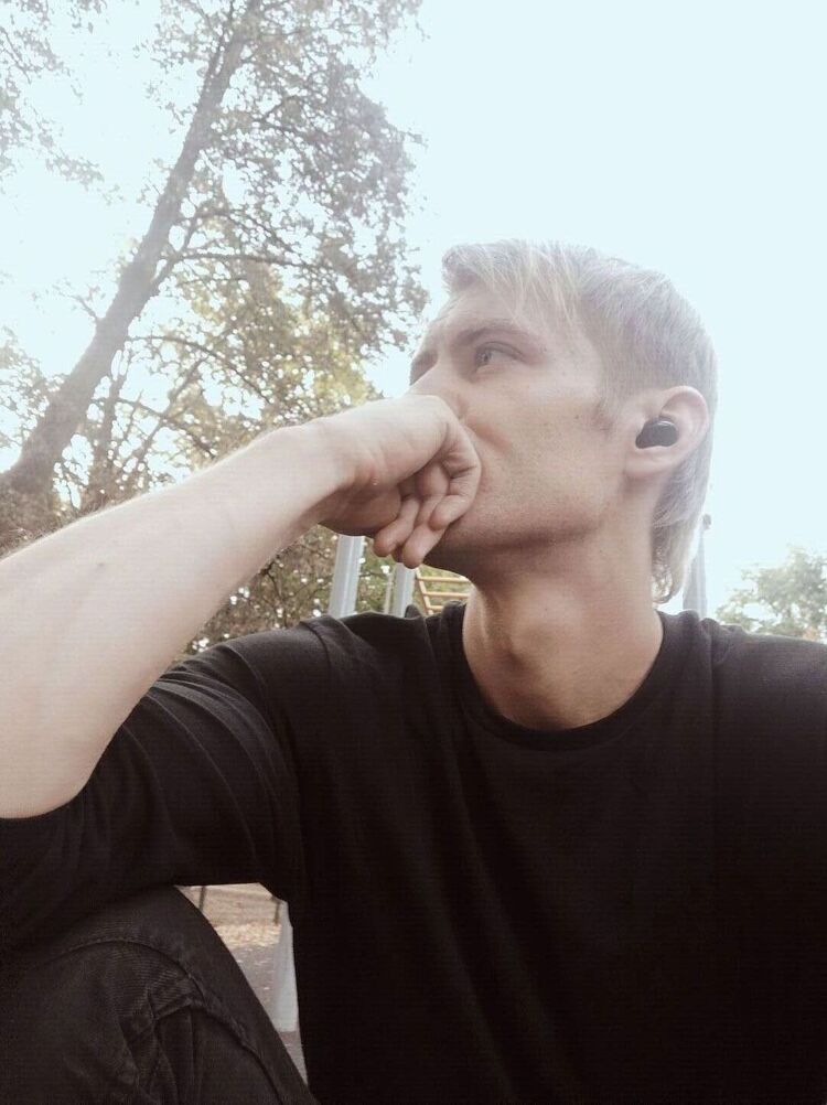  46263660  , 33 ,    